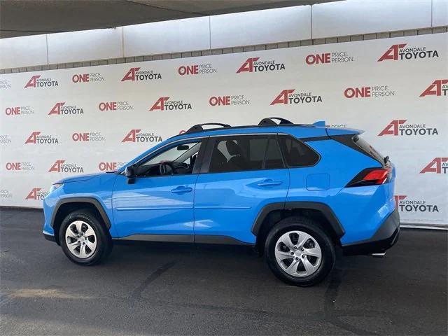 2021 toyota rav4 le