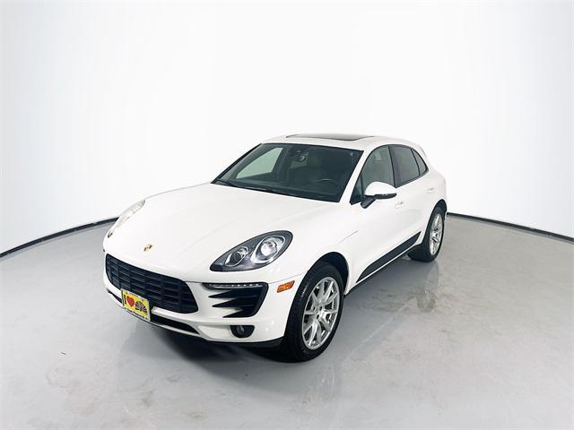 2018 porsche macan base