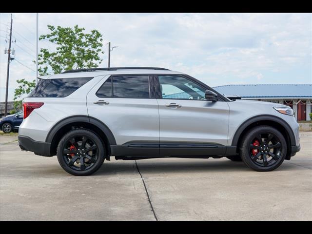 2023 ford explorer st