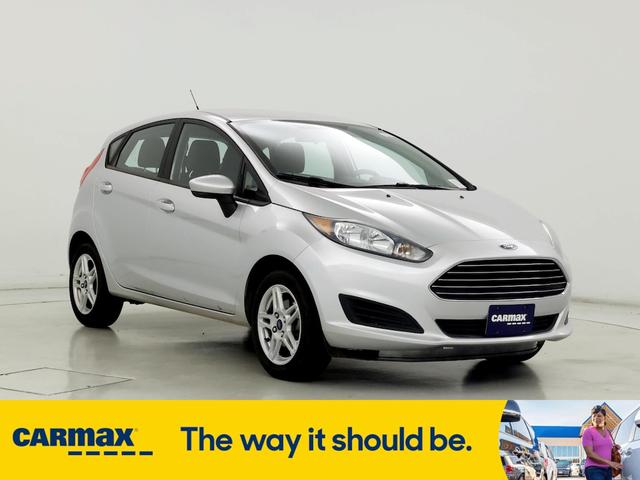 2019 ford fiesta se