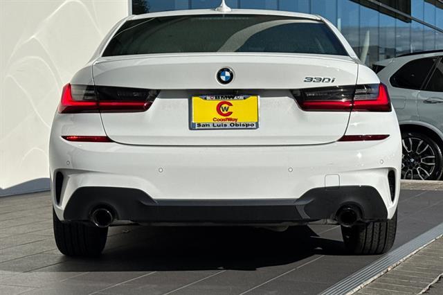 2022 bmw 330 330i