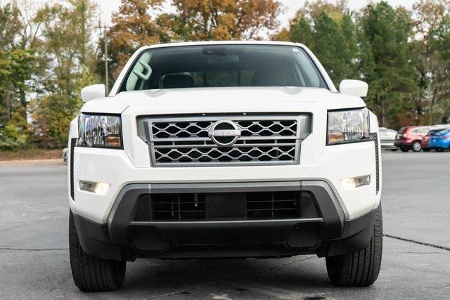 2022 nissan frontier sv