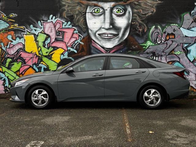 2022 hyundai elantra se