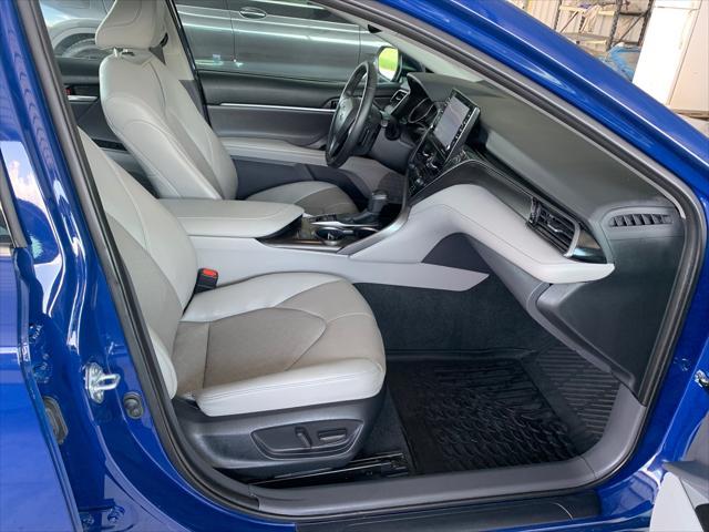 2024 toyota camry hybrid se