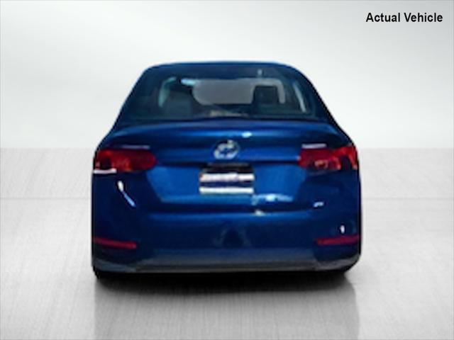 2021 hyundai accent se
