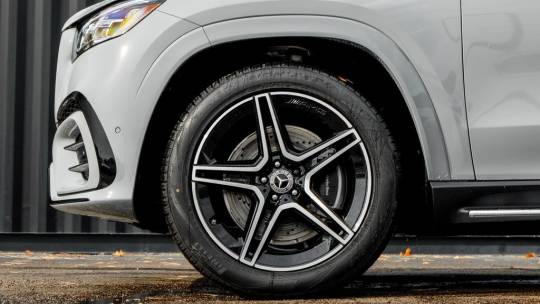 2025 Mercedes-Benz GLS