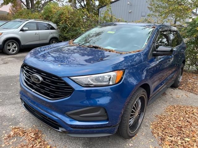 2022 ford edge se