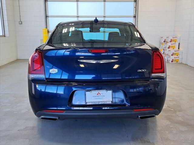 2015 chrysler 300 s