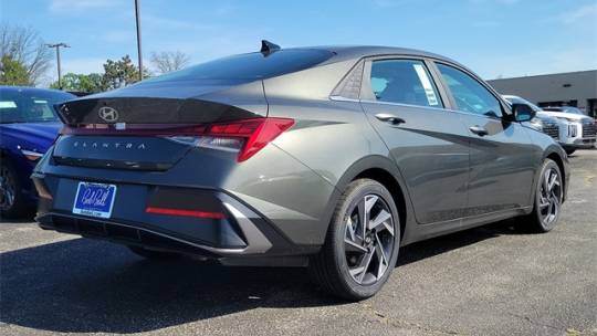 2024 Hyundai Elantra