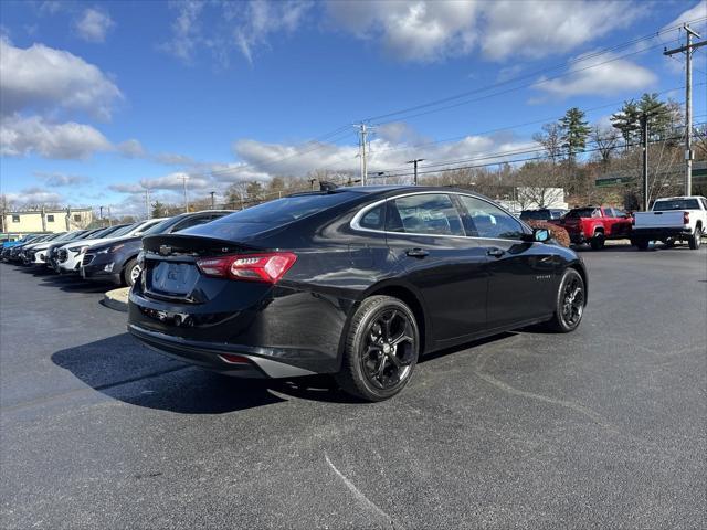 2022 chevrolet malibu fwd lt