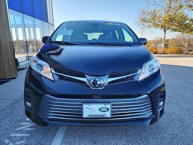 2020 toyota sienna xle