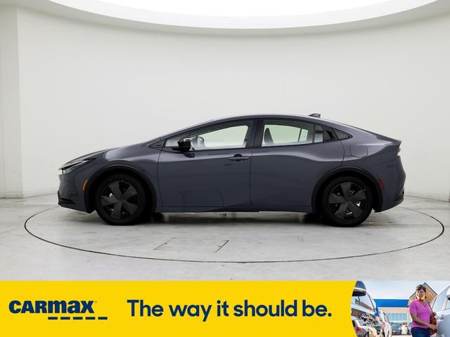 2023 toyota prius le