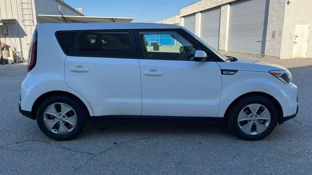 2016 kia soul base in bakersfield, california