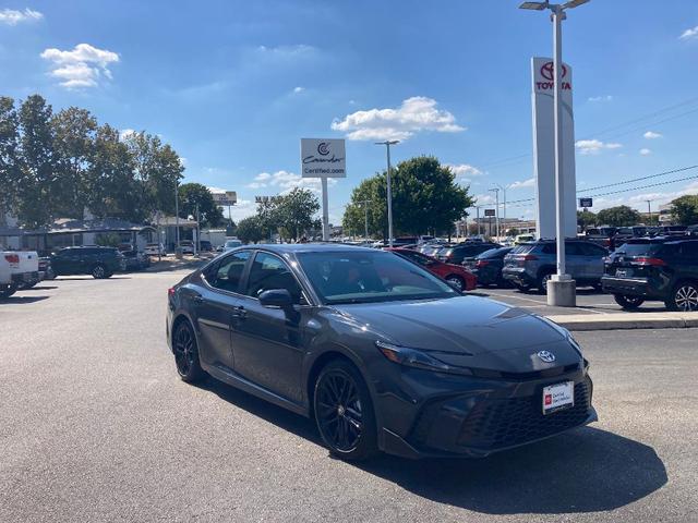 2025 toyota camry se