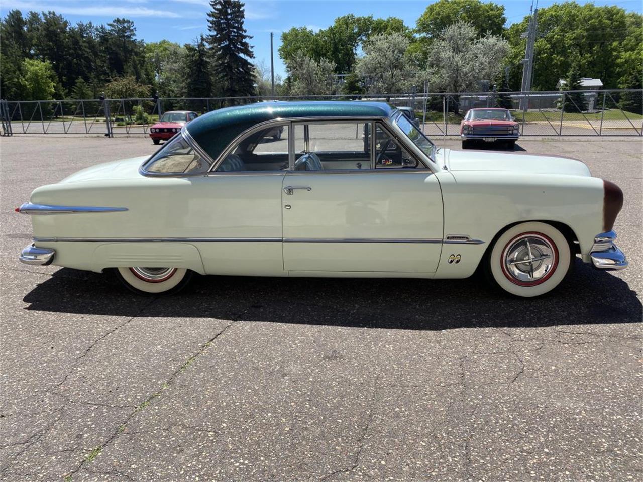 1951 ford victoria