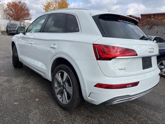 2024 audi q5 40 premium plus