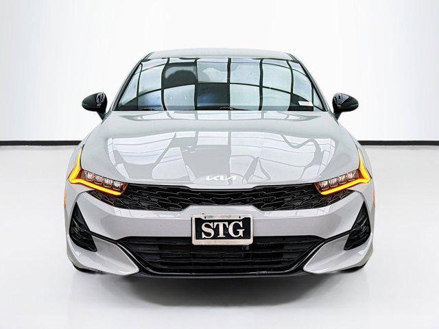 2022 kia k5 gt-line