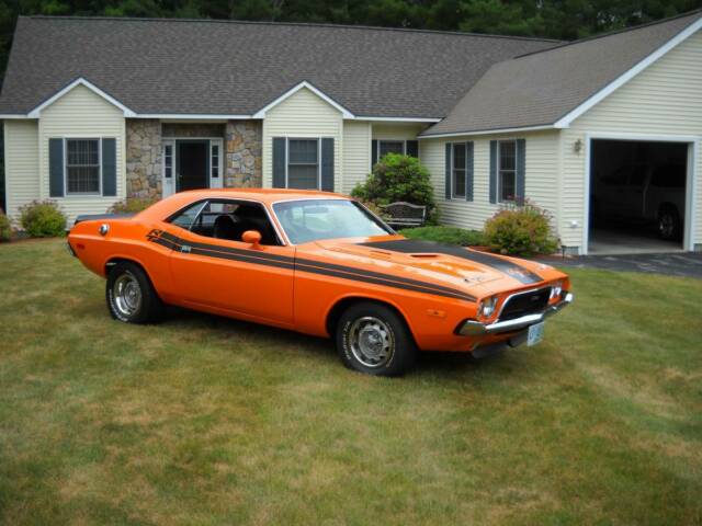 1973 dodge challenger r/t ,tribute 4 spd. 500 hp
