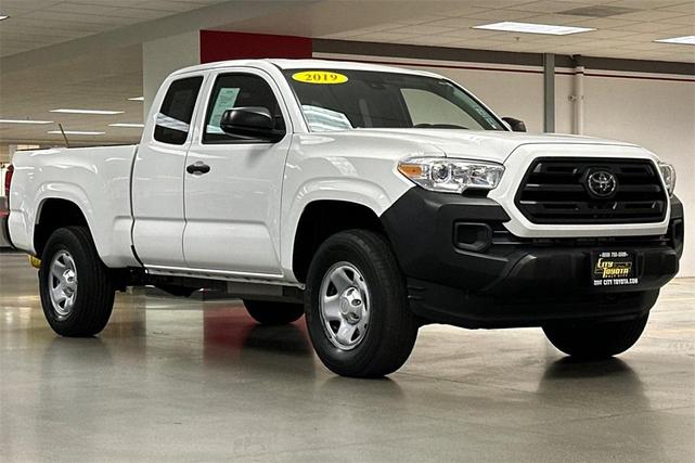 2019 toyota tacoma sr