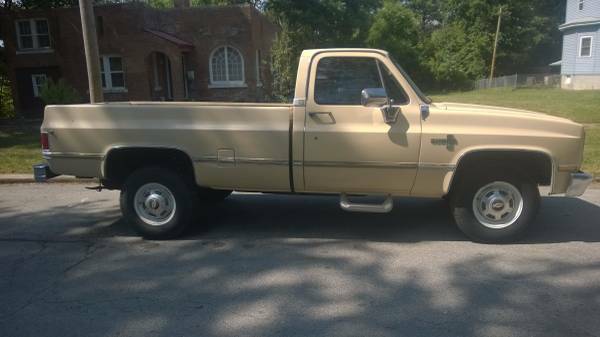 beautiful chev hd c-20,camper spec, az truck dont miss