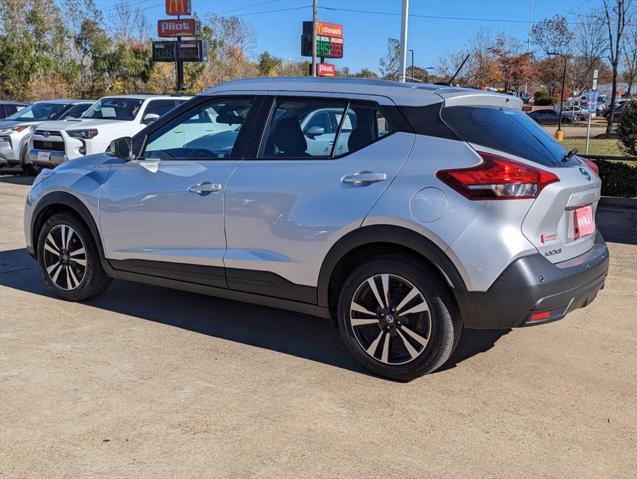 2020 nissan kicks sv