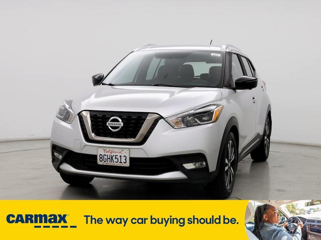 2018 nissan kicks sr