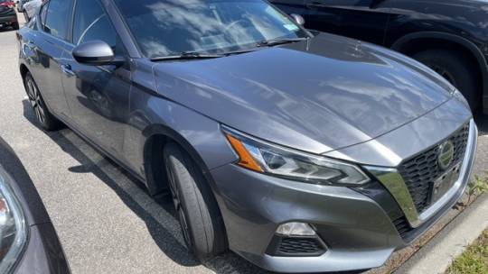 2021 nissan altima 2.5 sv