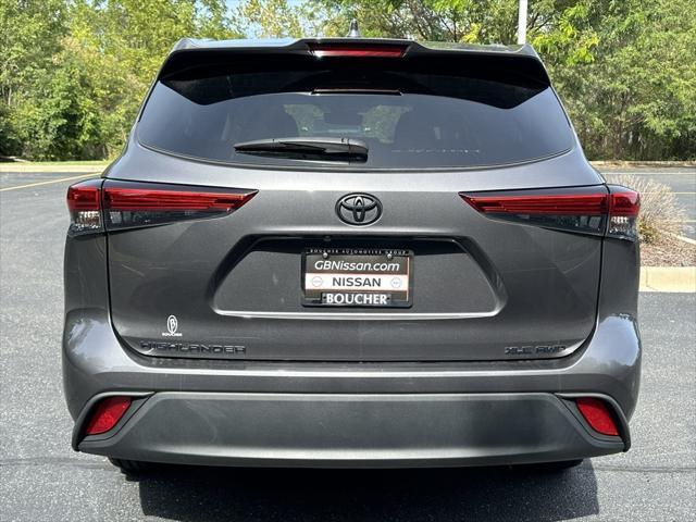 2021 toyota highlander xle