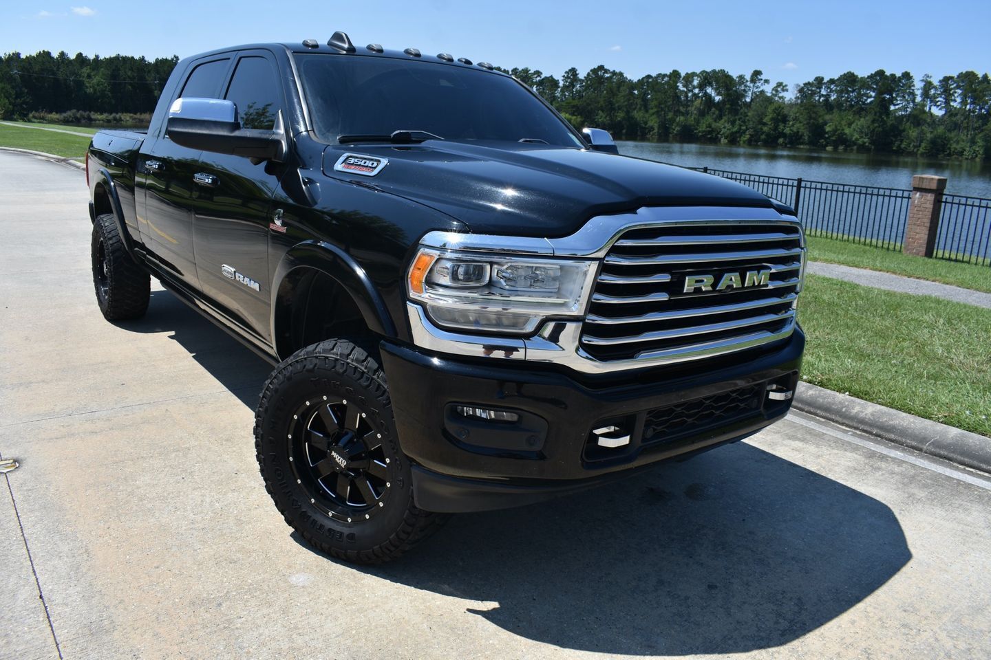 2019 ram 3500 laramie longhorn