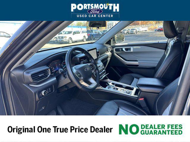 2022 ford explorer xlt