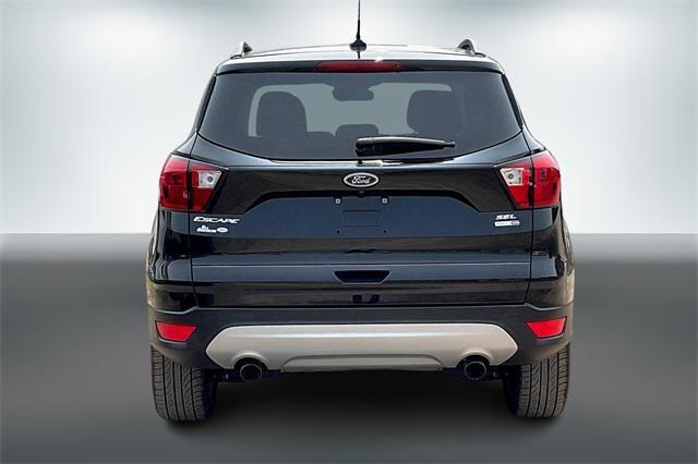 2019 ford escape sel