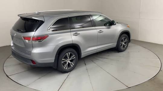 2016 Toyota Highlander