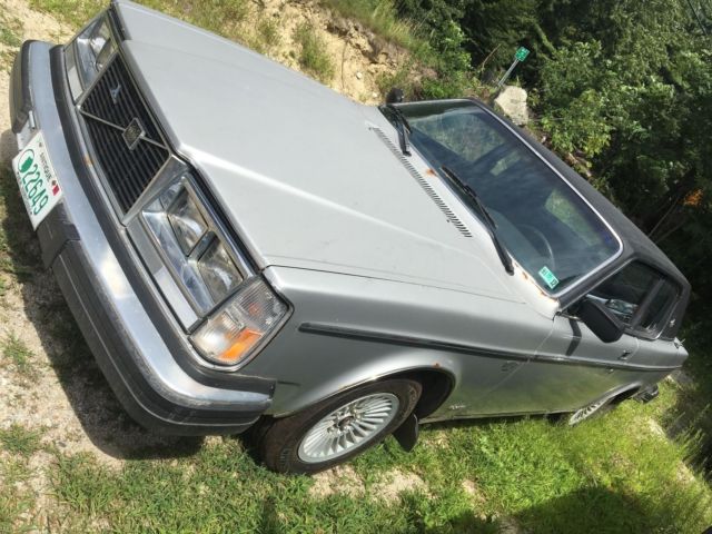 1979 volvo 262c bertone. all original. barn find. no reserve!