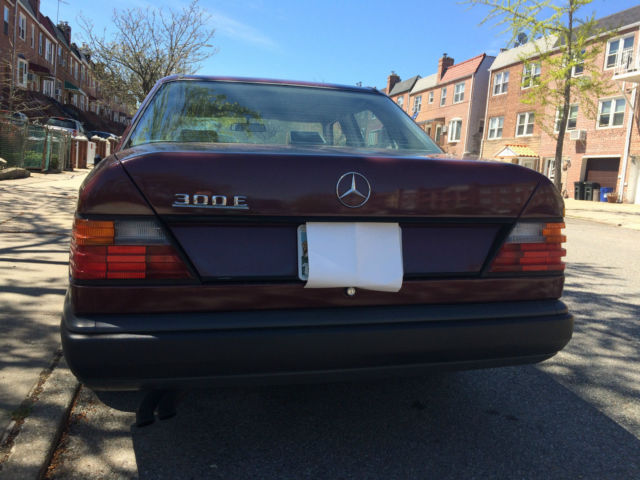 1989 mercedes-benz 300 e