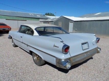 1960 dodgedart pioneer 2 dr. hdtp. v8 automatic rare! great project 99% complete