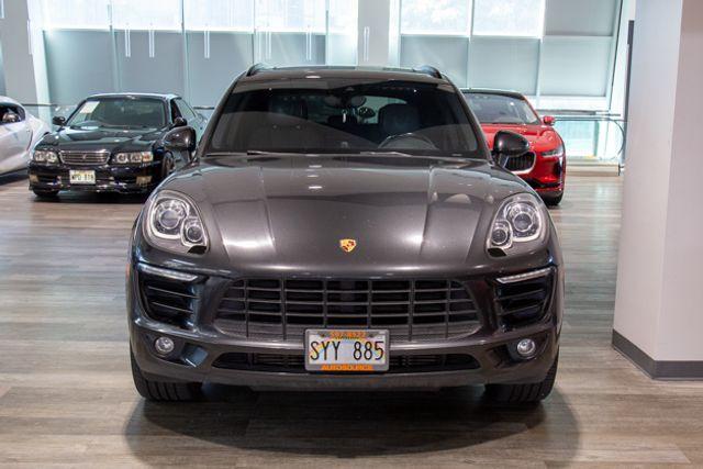 2017 porsche macan base