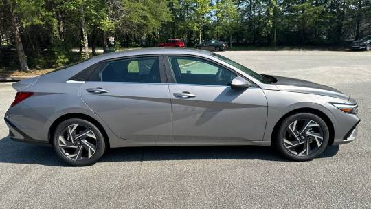 2024 Hyundai Elantra