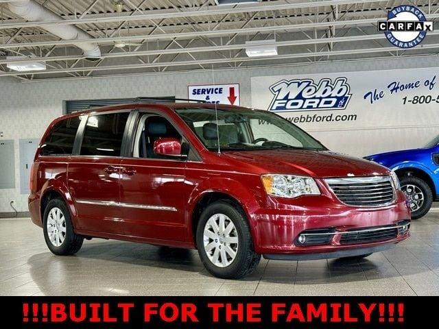 2016 chrysler town & country touring in hammond, indiana