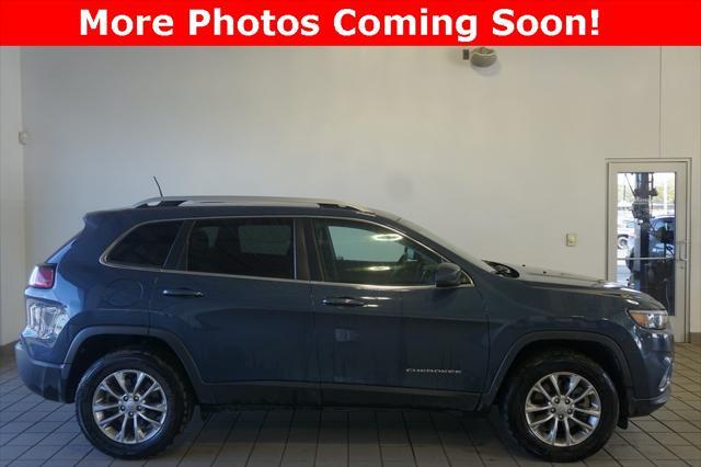 2021 jeep cherokee latitude lux
