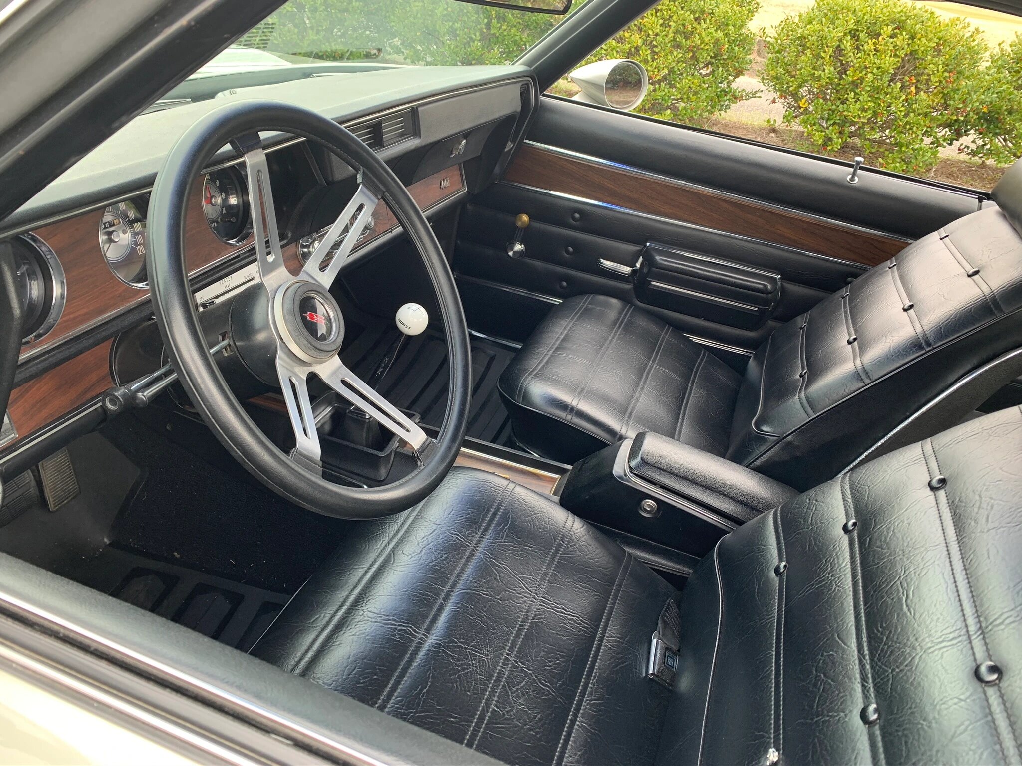 oldsmobile cutlass