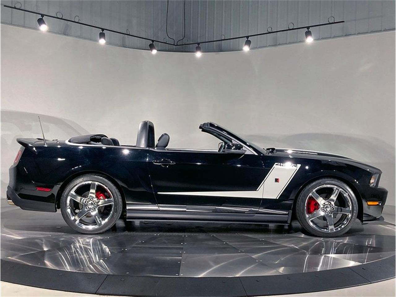 2010 ford mustang