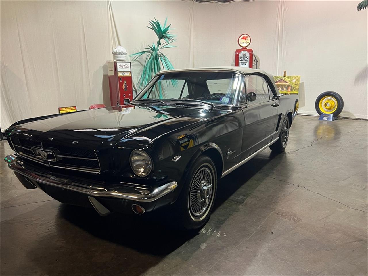 1965 ford mustang