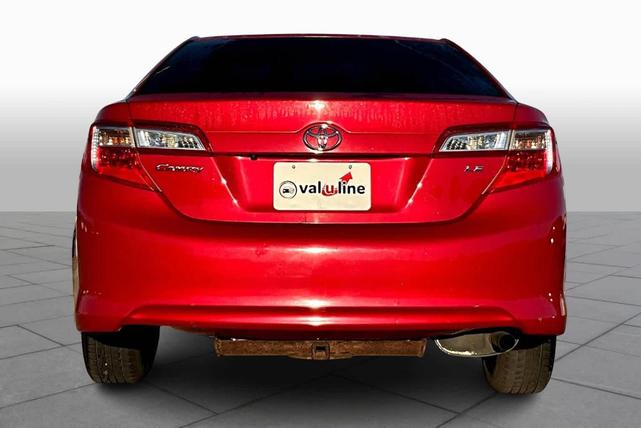2014 toyota camry le