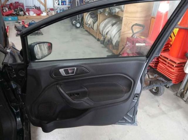 2016 ford fiesta se