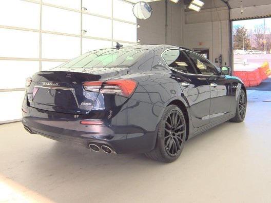 2021 maserati ghibli s q4