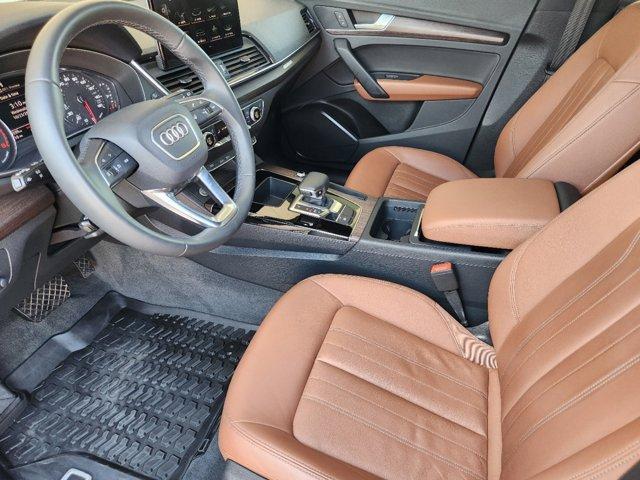 2022 audi q5 40 premium