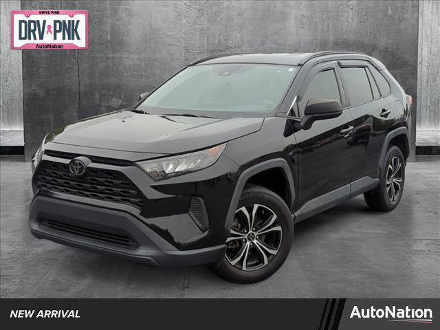 2021 toyota rav4 le