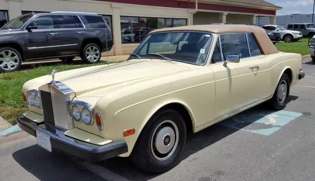 1980 rolls royce corniche convertible. v8 / automatic. ivory/brown. low miles