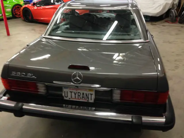 1989 mercedes-benz 560sl original owner 34k original miles showroom condition