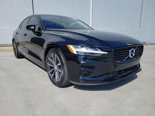 2022 volvo s60 t5 momentum